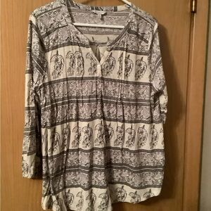 Womens Lucky Brand long sleeved tee Size L (runs big)